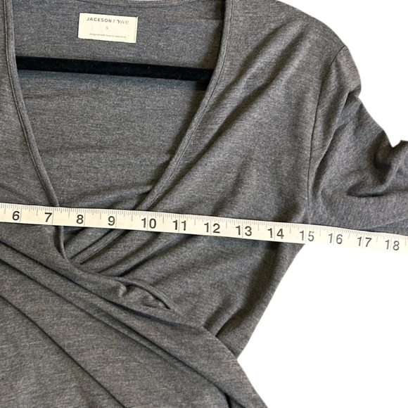 Jackson Rowe Encompass Long Sleeve Wrap Top- Grey- Size Small - Picture 7 of 8